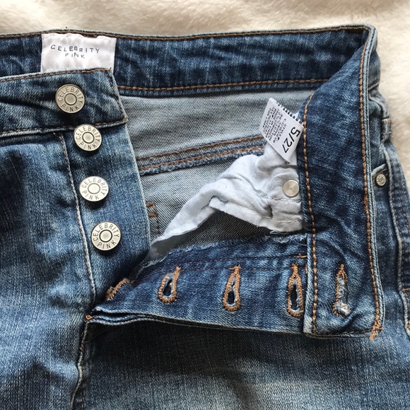 Distressed High Rise Jeans - Picture 6 of 6